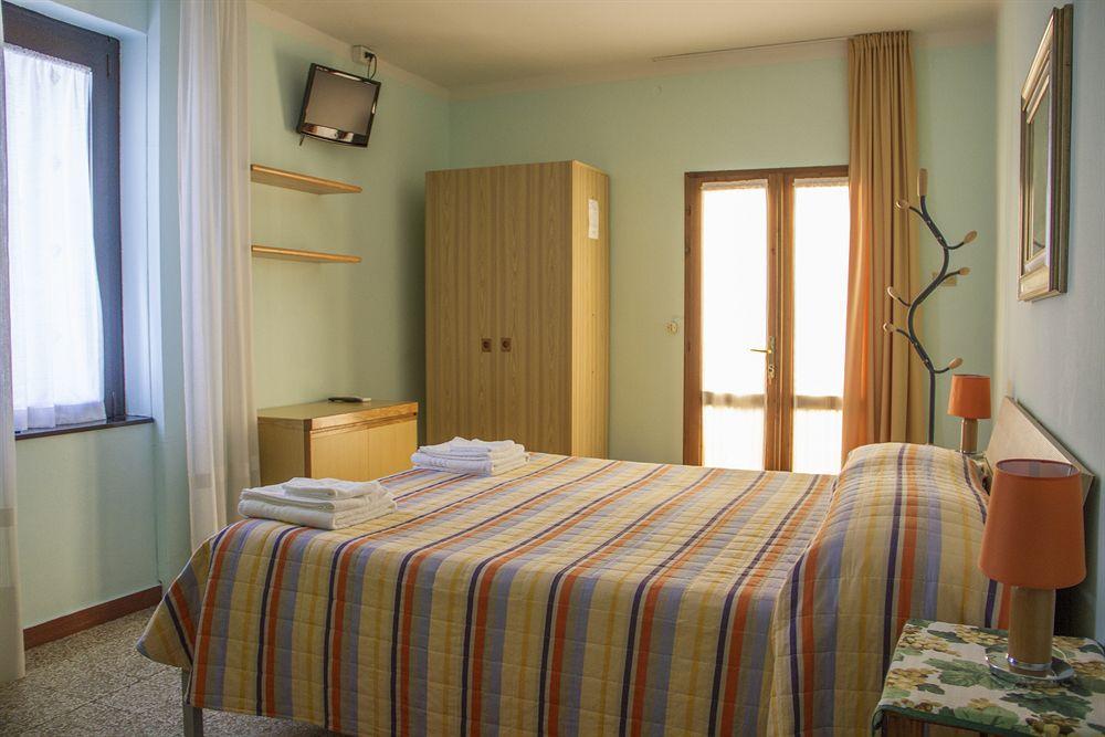 Il Vigneto Affittacamere Manerba del Garda Exterior photo